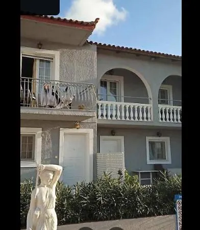 Ionian Lux Apts * Argosztóli